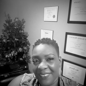 Meet your Posher, Latina